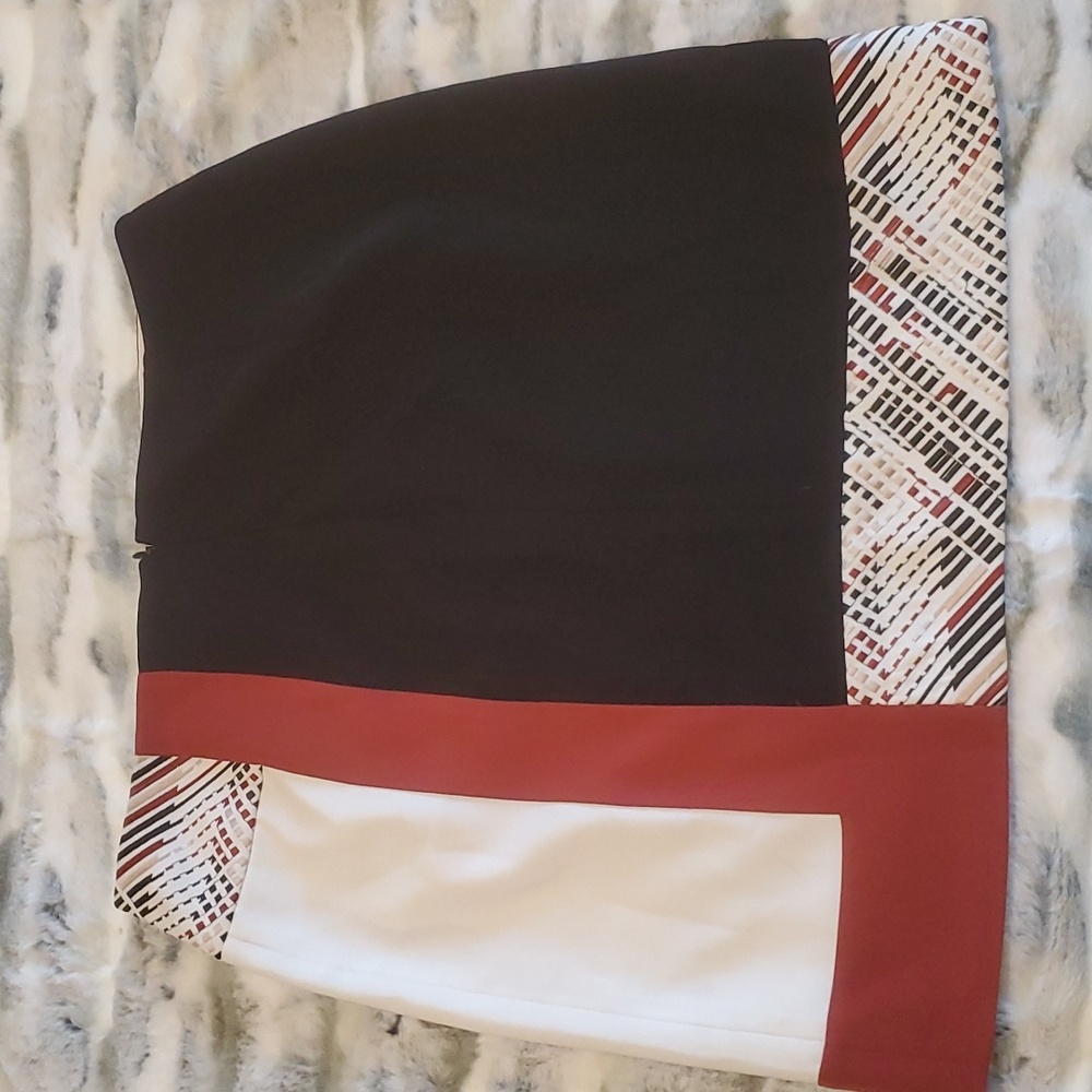 White House Black Market Black, White & Rust Colorblock Mini Skirt - Picture 2 of 7